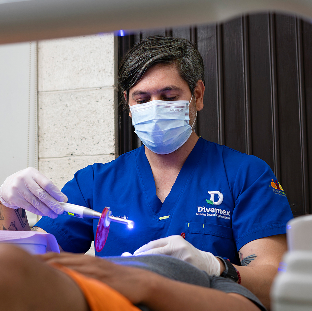 LUIS RETRATO PÁGINA DENTISTA